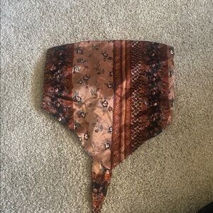 🌺 Patchwork Floral Satin Bandana Top